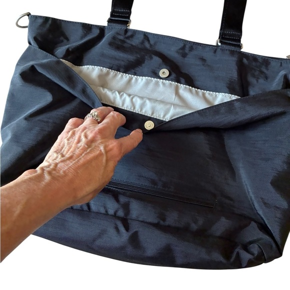 Baggallini Tote Messenger Travel Commuter Bag Black NWT - Picture 10 of 15